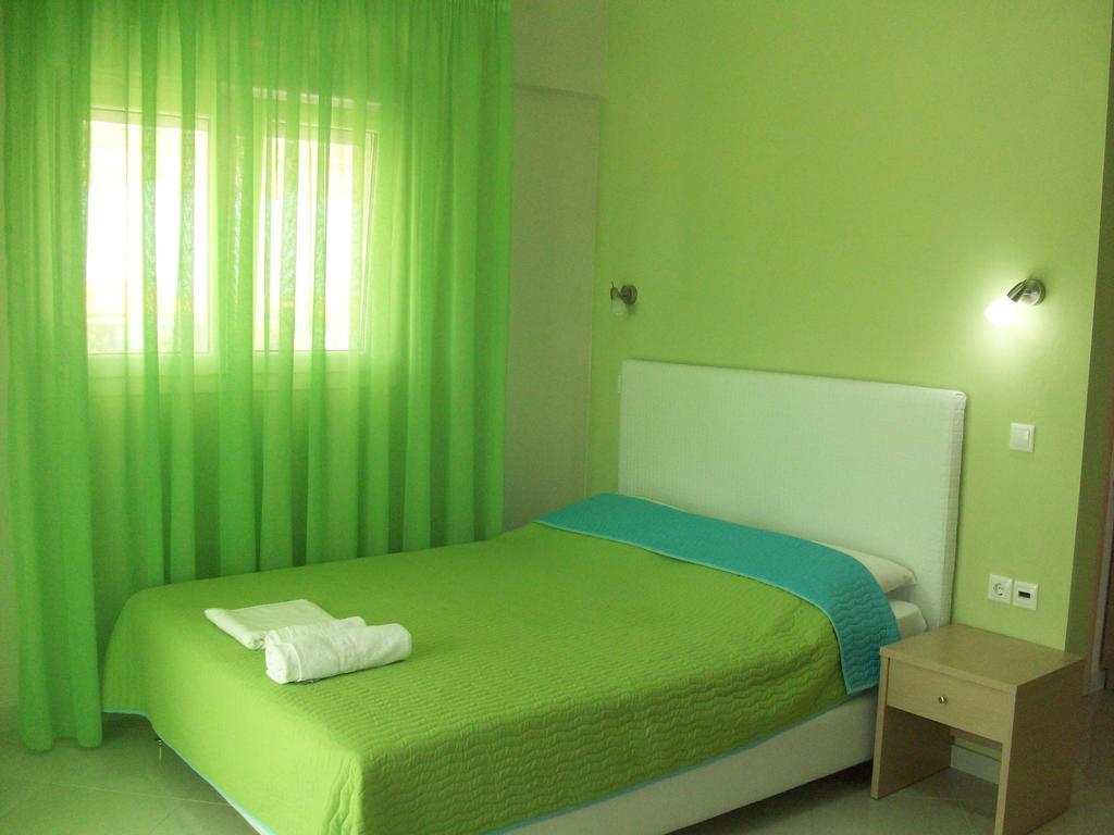 Mavridis Rooms Nikiti  Habitación foto
