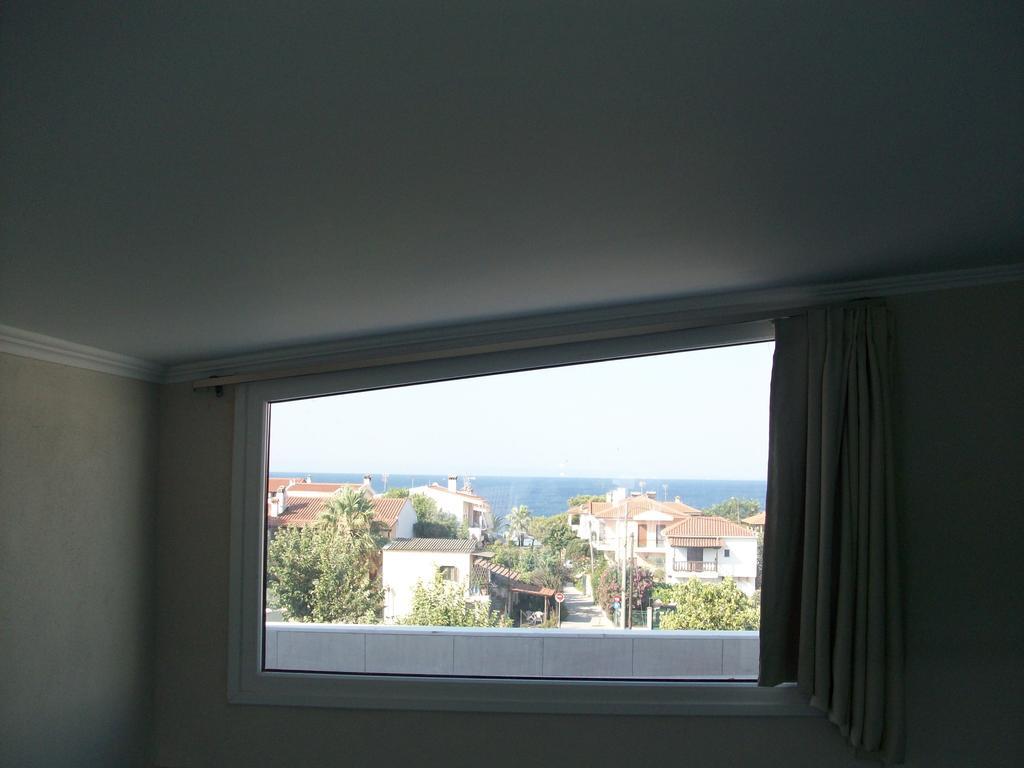 Mavridis Rooms Nikiti  Habitación foto