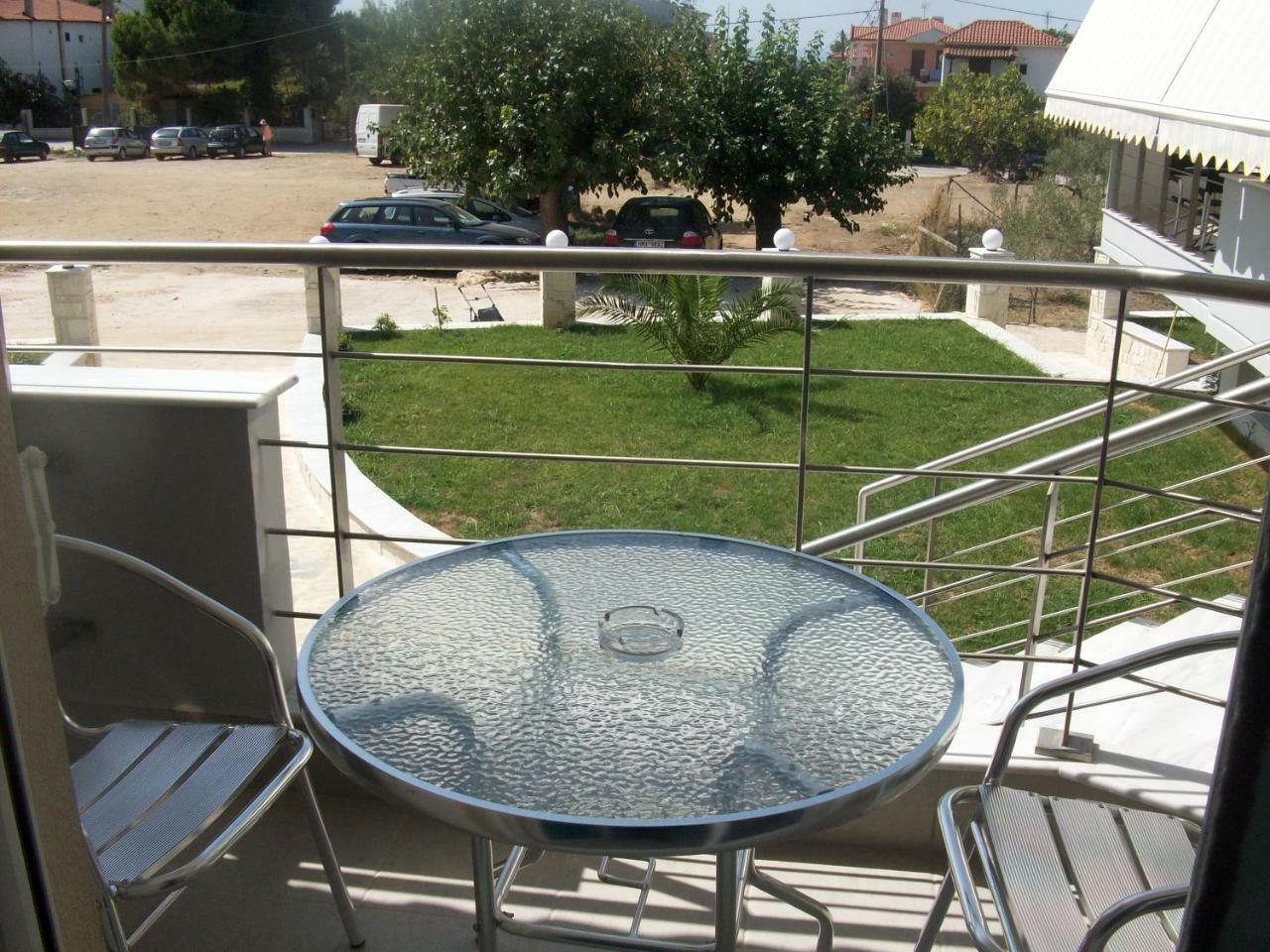 Mavridis Rooms Nikiti  Exterior foto